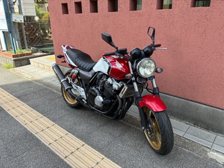 CB400SF