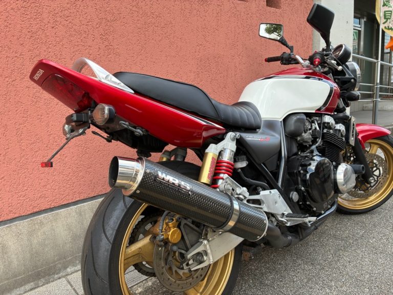 CB400SF