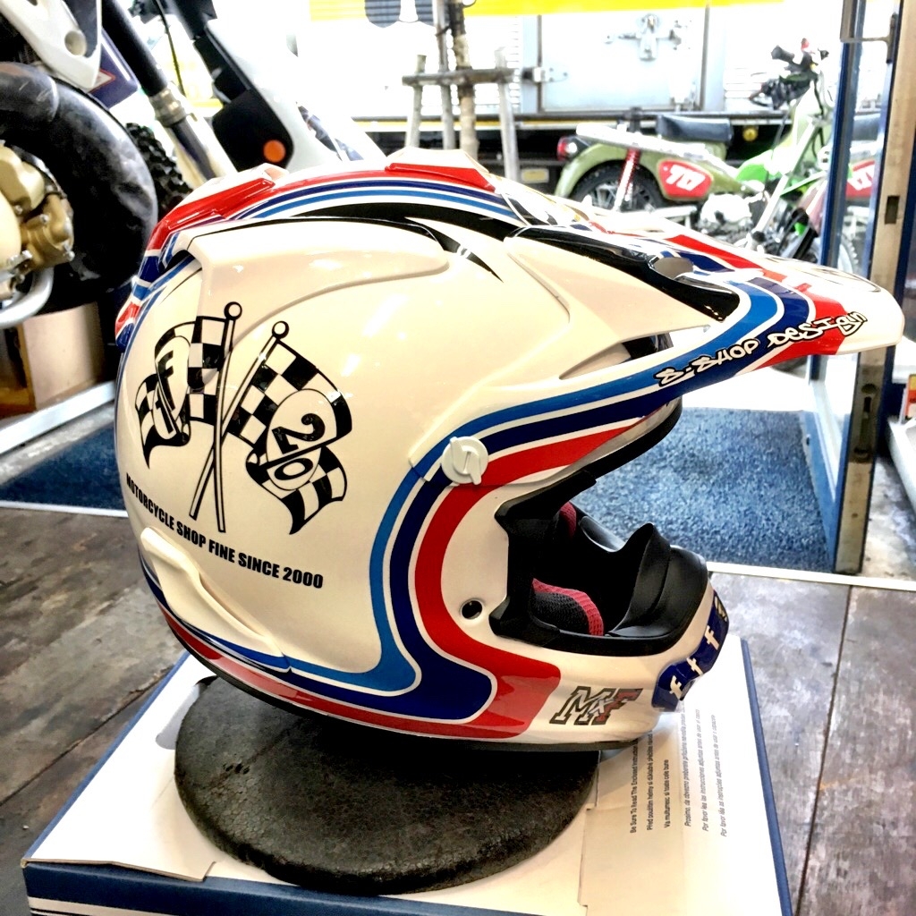 ARAI　V-CROSS4 オーダーペイント