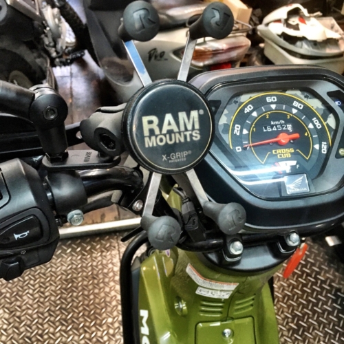 グリップ ミラー ラムマウント取り付けました もっとクロスカブ グリップ ミラー ラムマウント取り付けました もっとクロスカブ